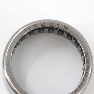 HK1516AS1 Cuscinetti metrici per aghi a tazza a punta aperta con foro di lubrificazione 15x21x16 mm