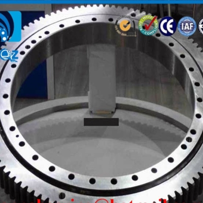 RKS a cuscinetto girevole.162.16.1424 cuscinetto a rulli cilindrico incrociato con ingranaggio interno 1424x1509x68 mm